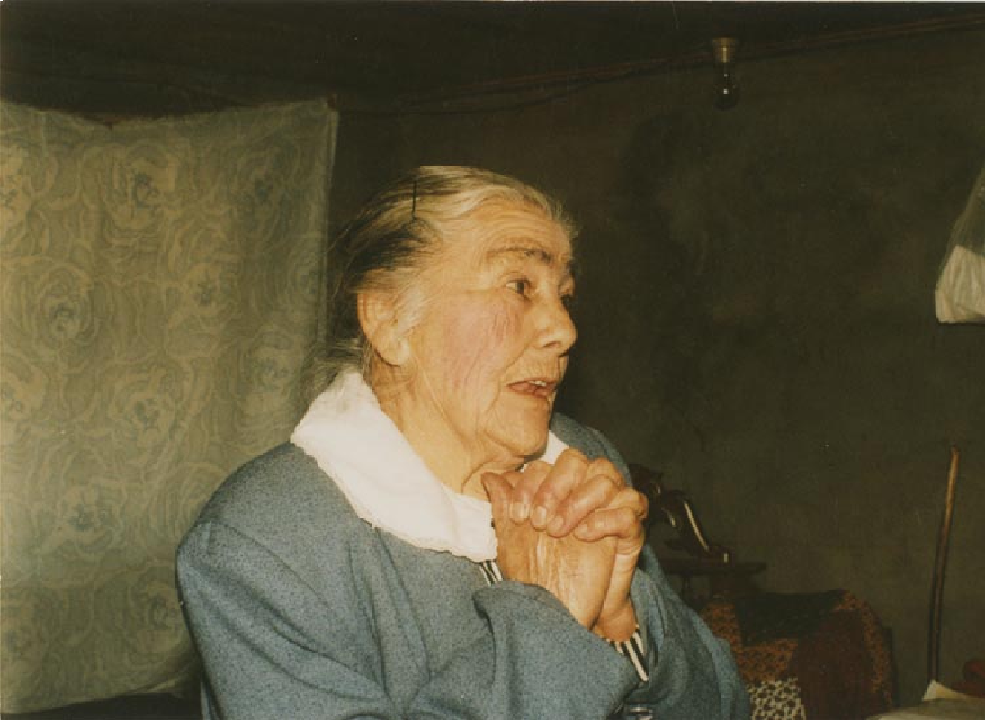 Santiguadoras y rezadoras